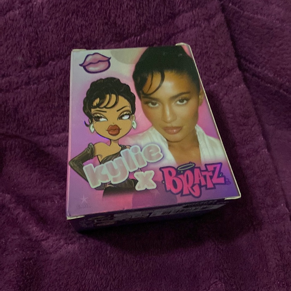 NIB Kylie X Bratz mini collectible